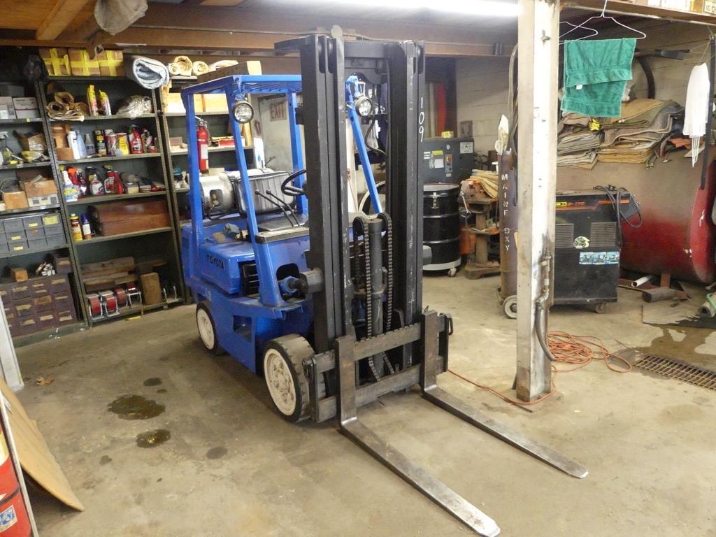 TOYOTA 62-4FGC25 FORKLIFT SN:604FGC25-11861 Powered By