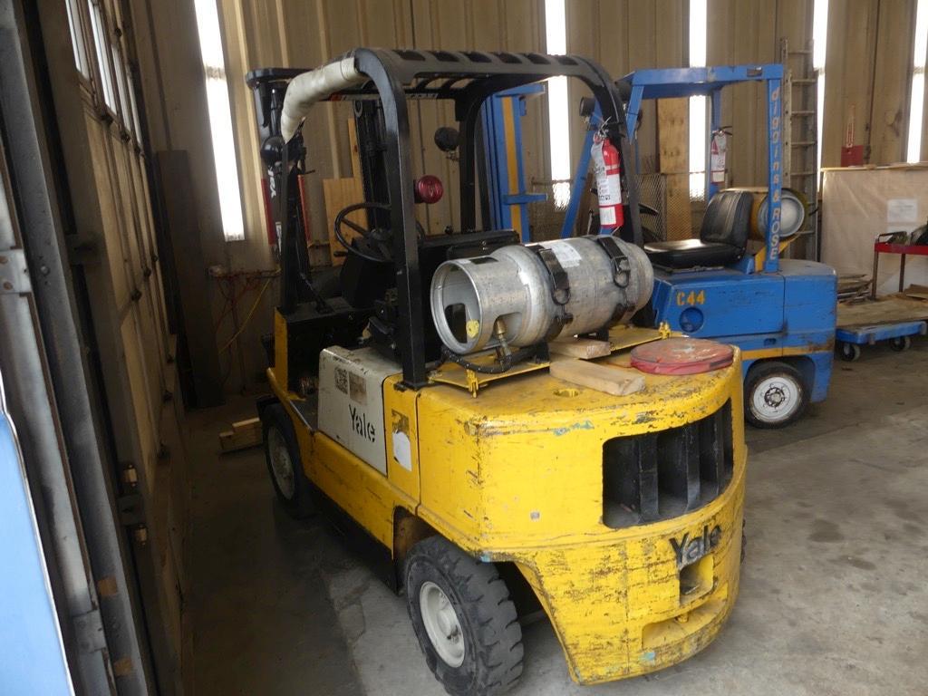 YALE GLP050RCJVA086 FORKLIFT SN:408520 Powered By LP