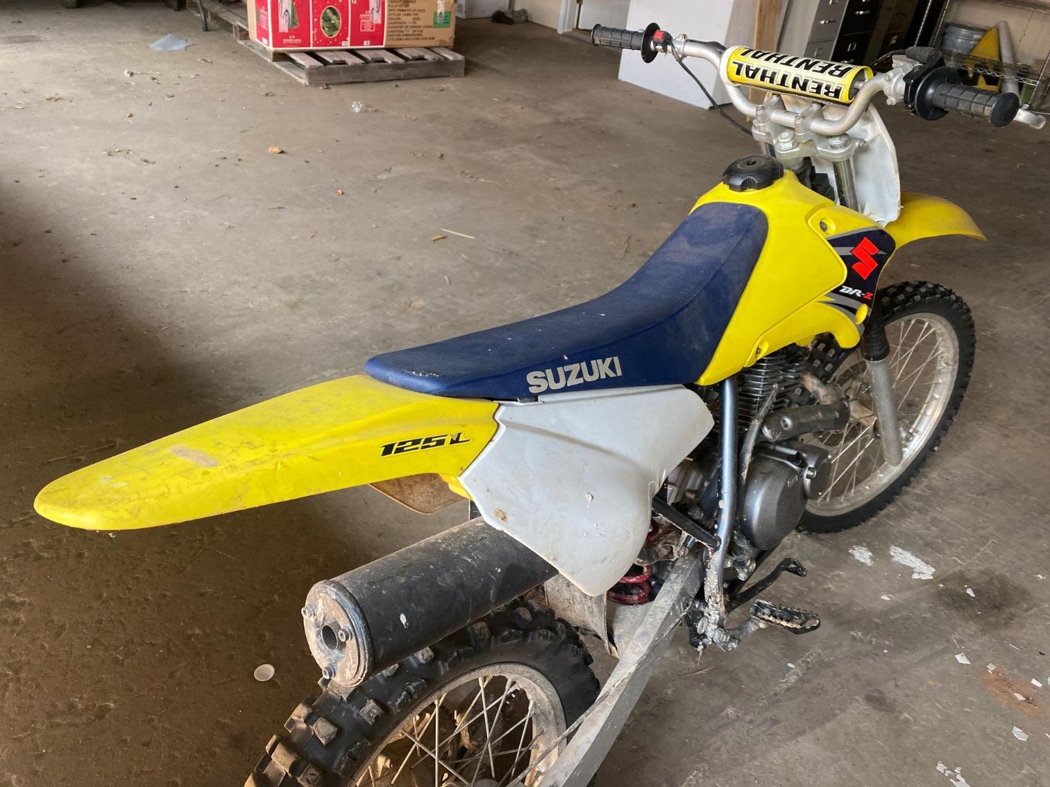 Image for Suzuki DR-Z 125 Dirtbike, Ran When Parked, Will not Start Now(possible gas issue)