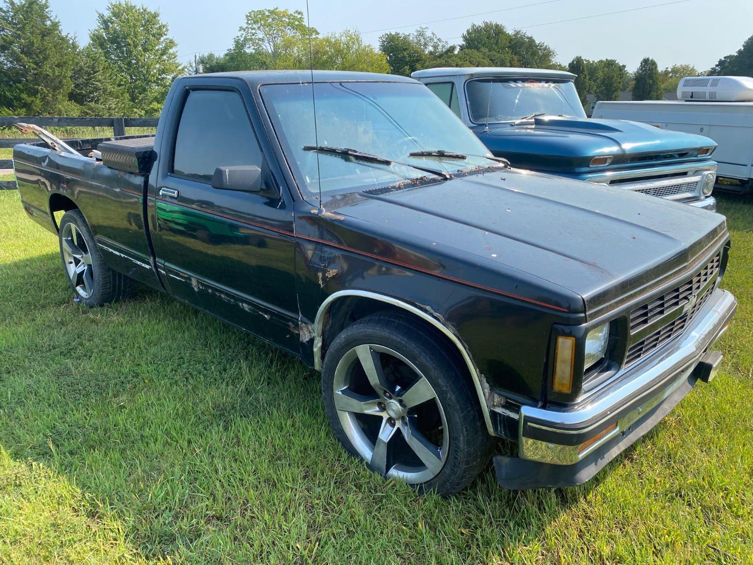 Image for 1987 Chevy S10 Pickup, 2WD, Per Seller Replaced Engine, VIN #: 1GCCS14R0H2110682 Mileage: 143,343