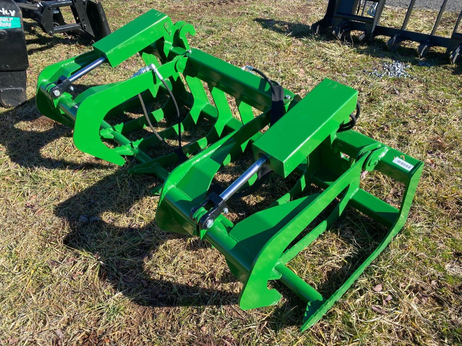 Image for NEW John Deere Root Grapple, Fits 300, 400 & 500 Series Loader, USA Hoses & Couplings
