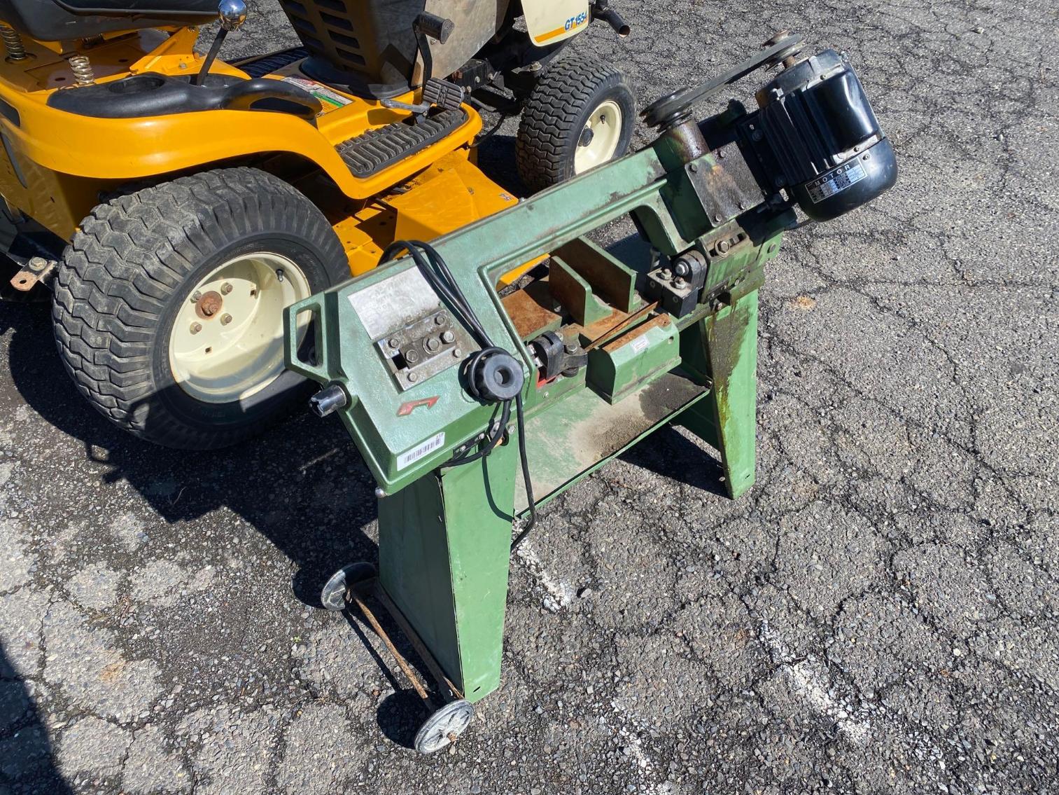Image for Metal Cutting Band Saw, Per seller: Runs, may need a new blade and tune up
