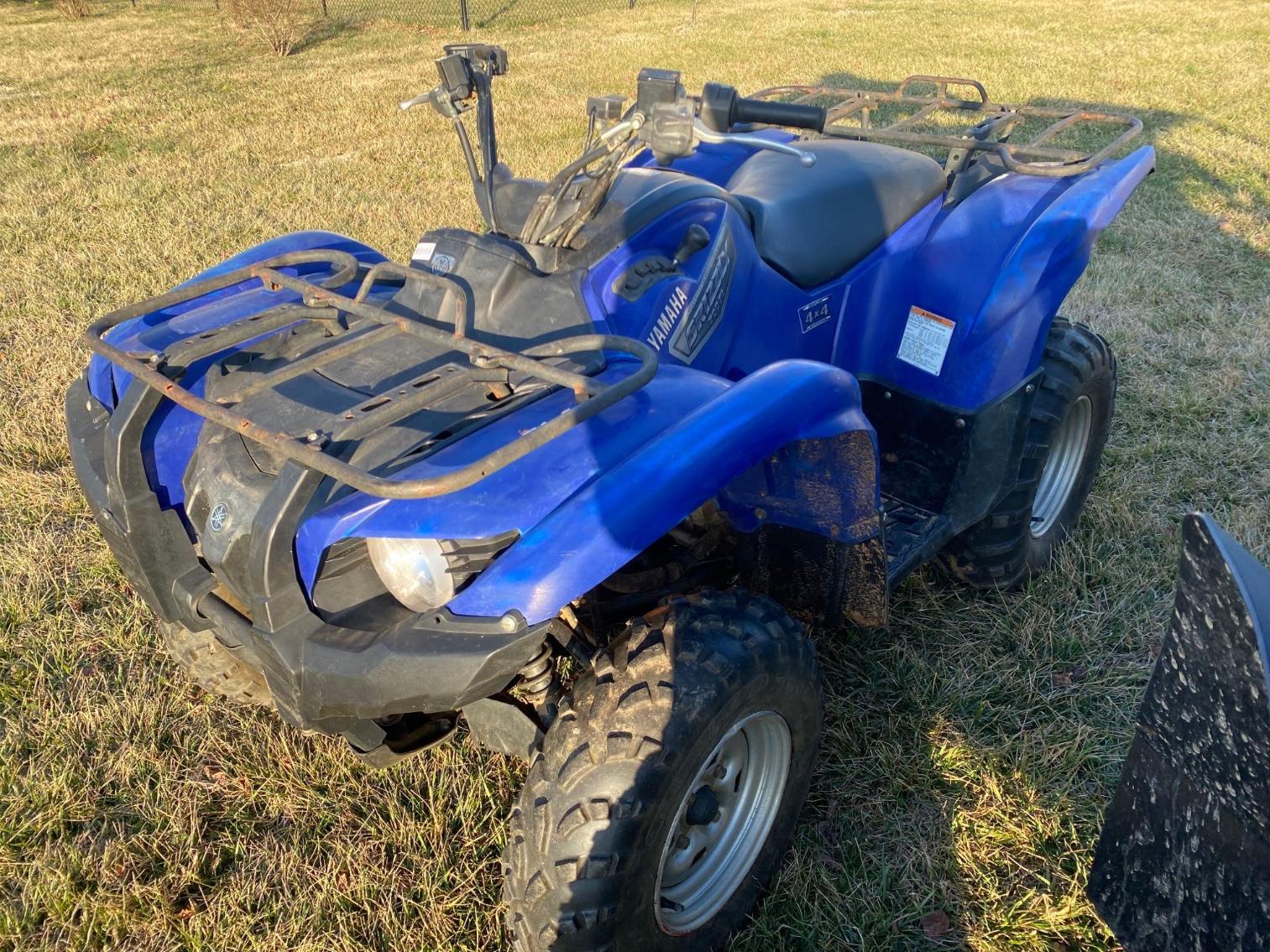 Image for 2007 Grizzly 700 ATV, Fuel Injected, Per Seller New Rear Axle, New Seat Mileage:  3614154
