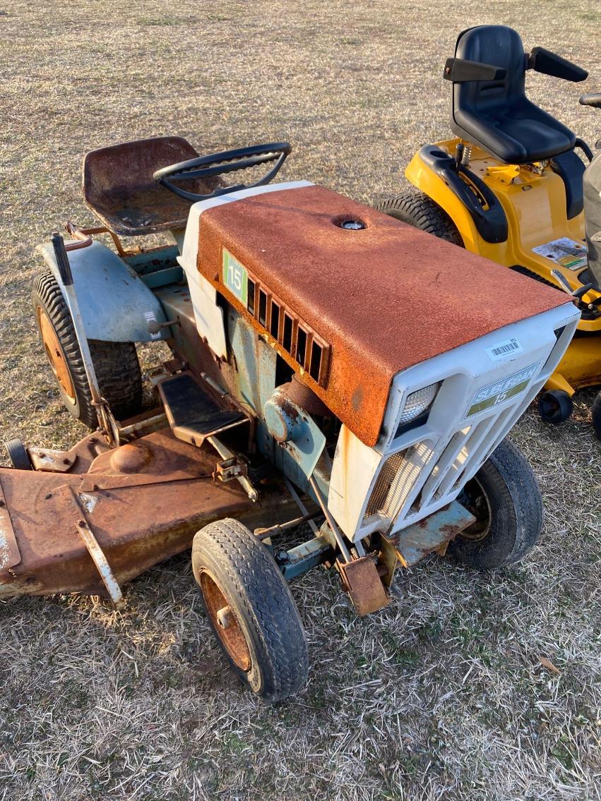 Image for Late 1960's Suburban 15 Lawn Tractor 60 Inch Cut - Will Run Per Seller, Needs Battery