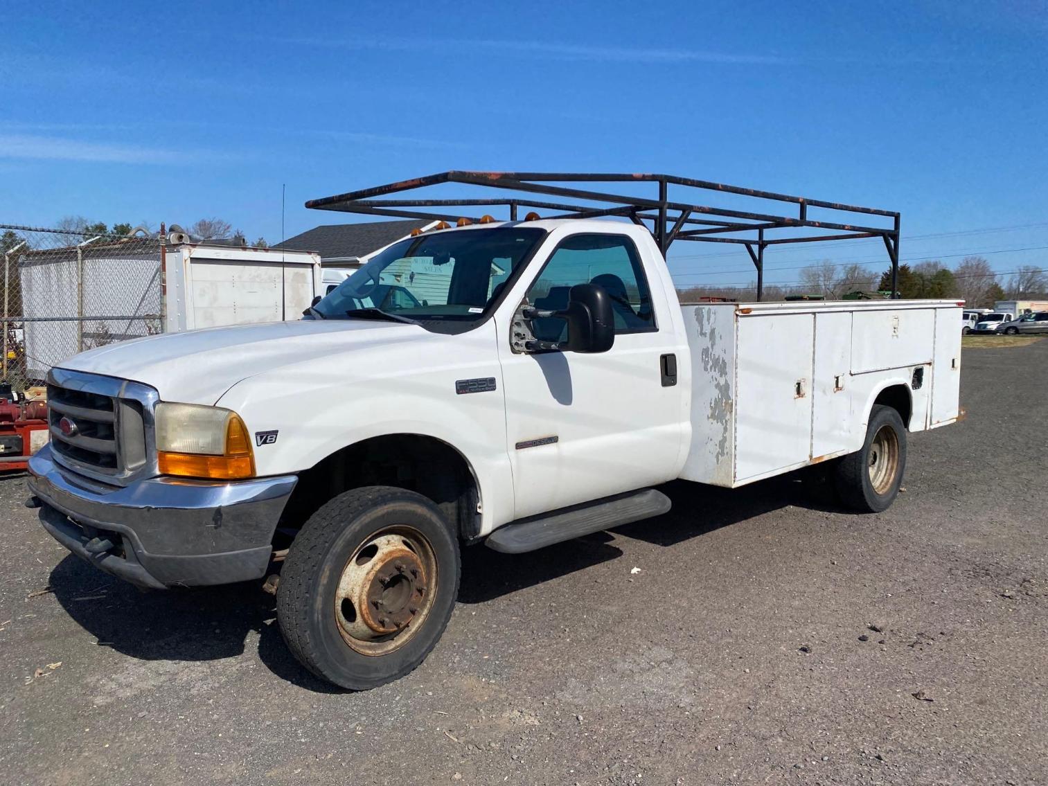 Image for 1999 Ford F-550 Work Truck With Work Bed