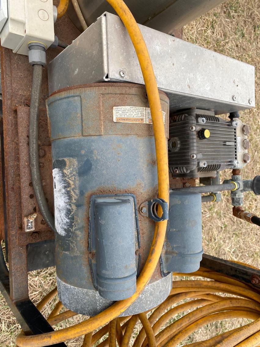 Image for Hot Water Pressure Washer electric, seller: worked the last time it was used
