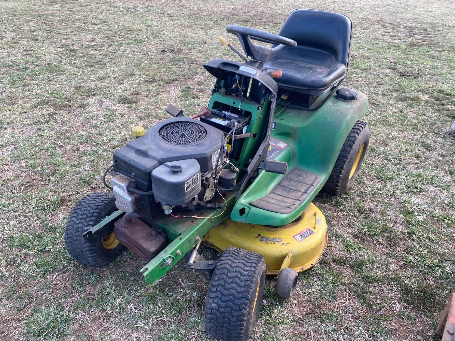 Image for John Deere Lawn Tractor, Model 160- Does not run