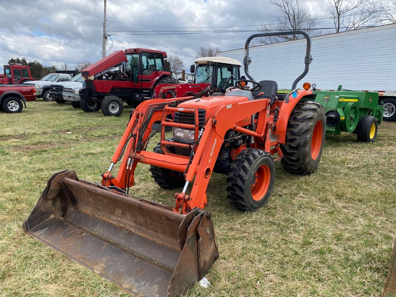 Image for Kubota L3830D 4WD Tractor w/LA723 Loader, 2 Hydraulic Remotes, 4-N-1 Bucket Serial #34372 Hours:2,495