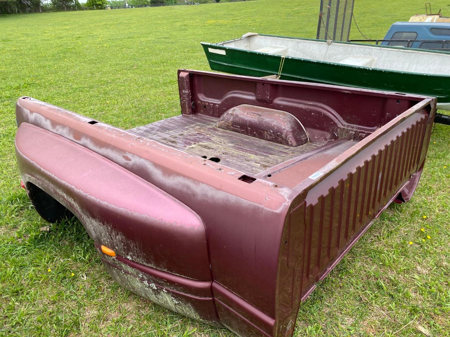 Image for Maroon Dodge 3500 Truck Bed w/Tailgate Early 2000's