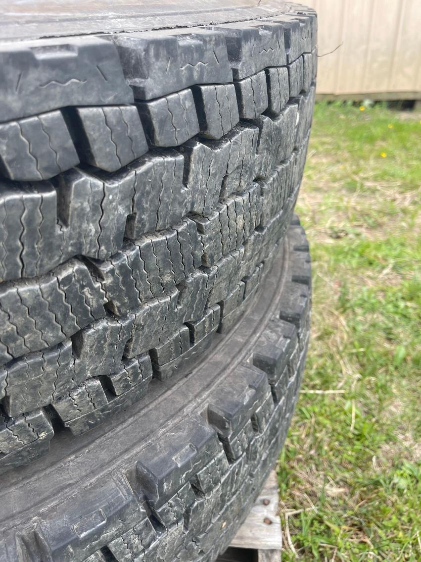 Image for 2 Michelin XDN2 Tires size 11R22.5