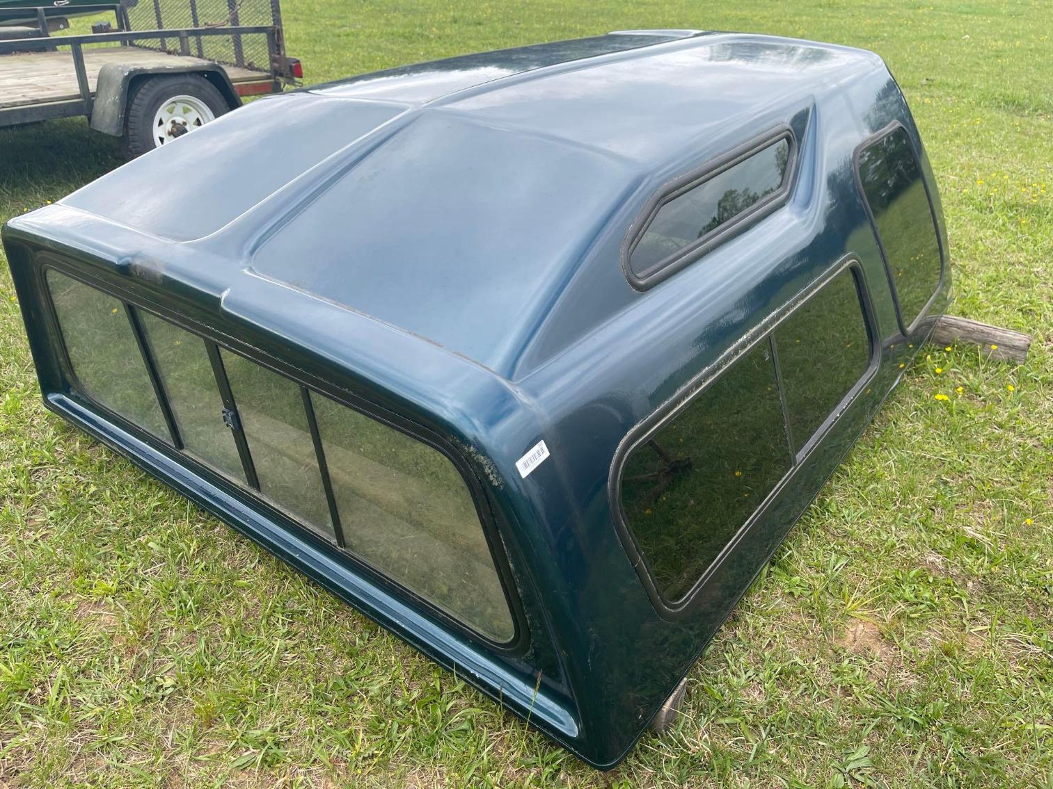 Image for Camper Shell fits 1999 Ford 8' Bed