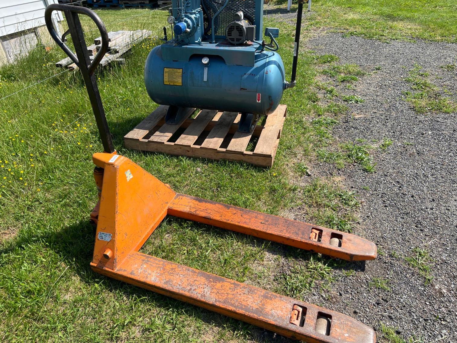 Image for Pallet Jack- 5500 lbs