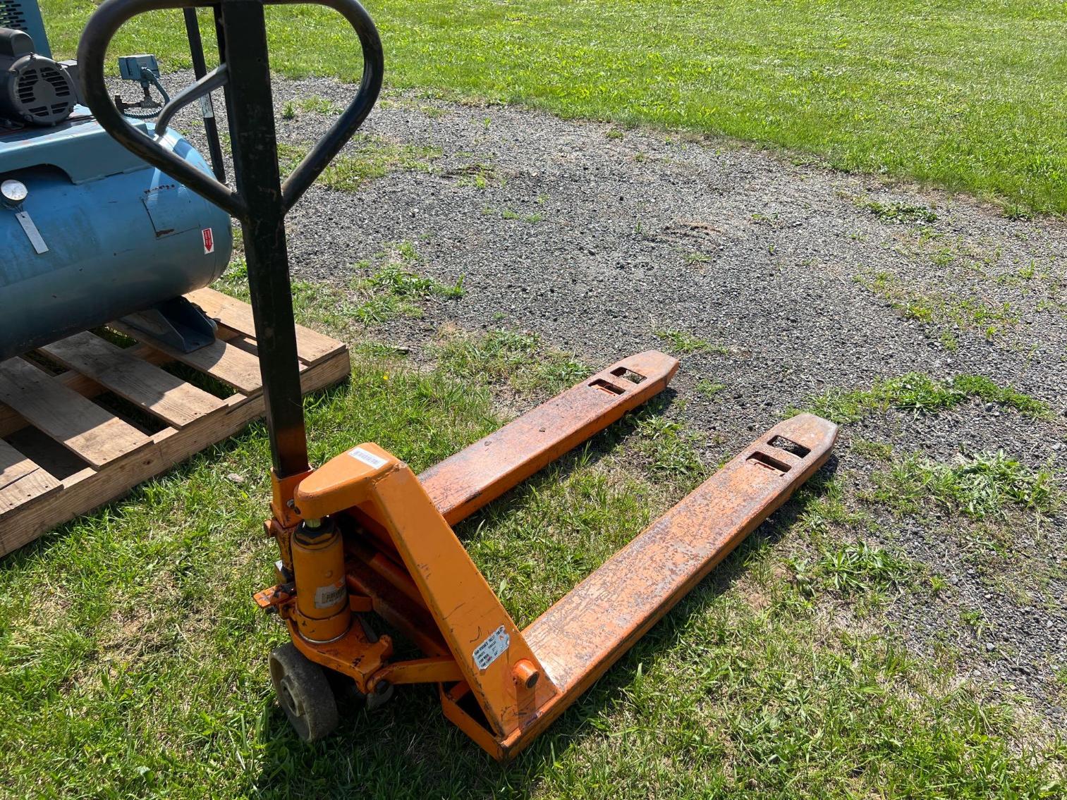 Image for Pallet Jack- 5500 lbs