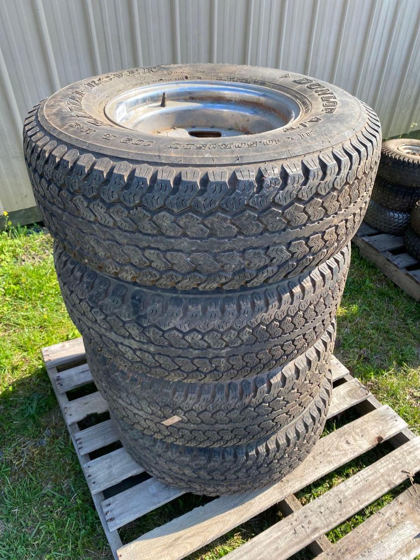 Image for 4 Dunlap Tires 31x10.5R15 w/ Wheels