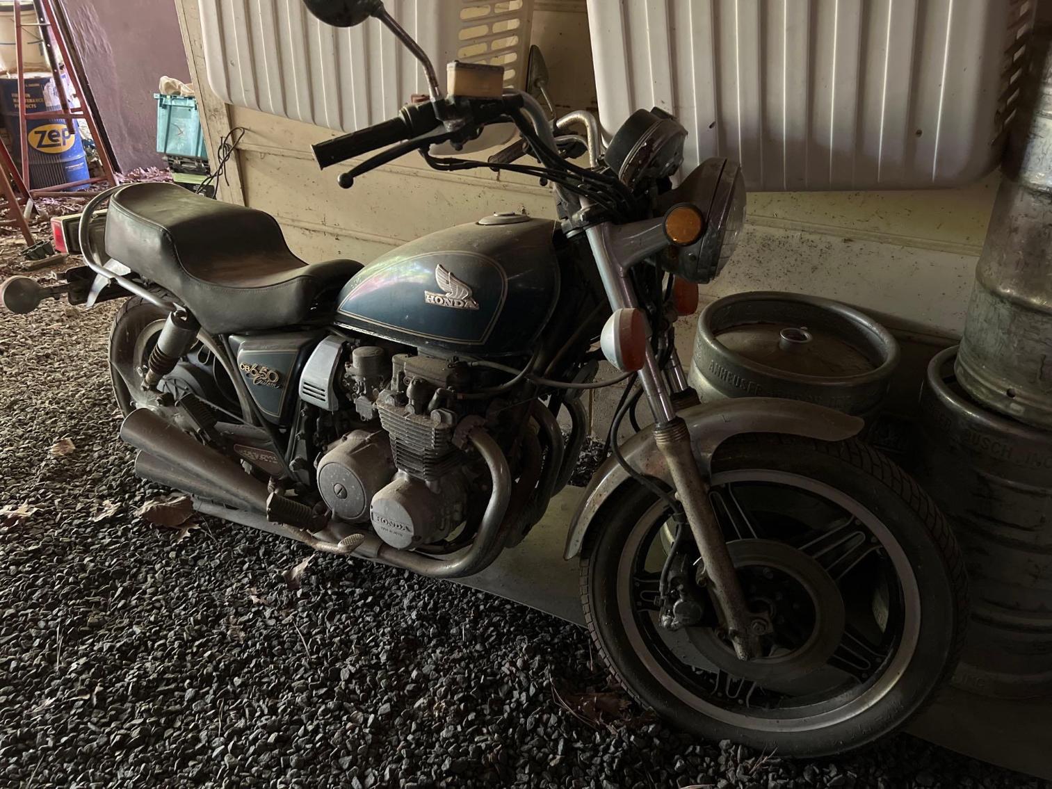 Image for 1981 Honda CB650 Motorcycle, VIN # JH2RC0518BM112872 Mileage:  Unknown currently not running.
