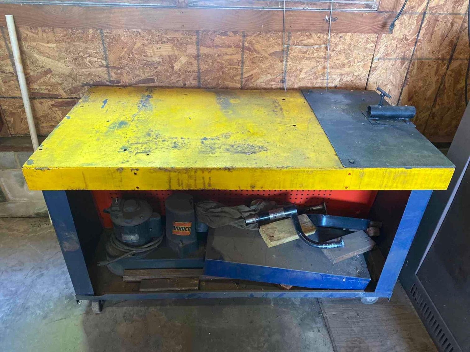 Image for Metal Table/Workbench on Wheels 