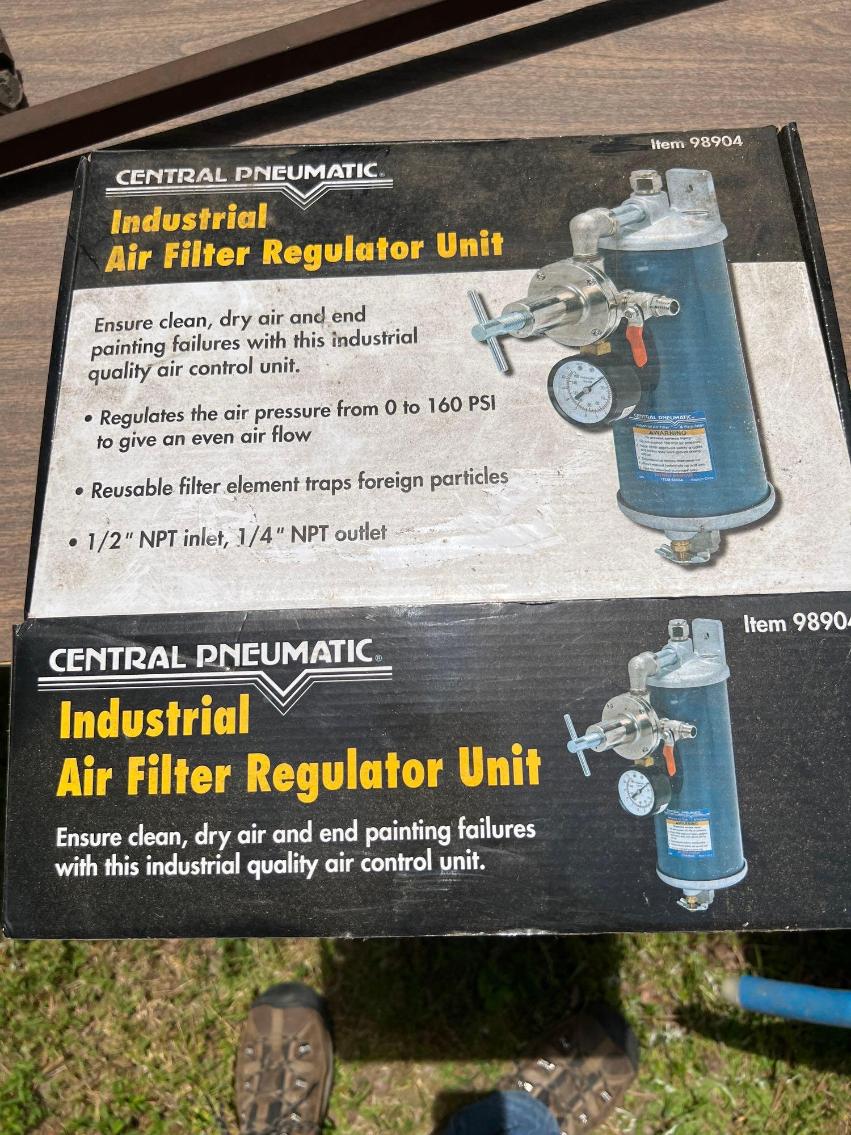 Image for Central Pneumatic Industrial Air Filter Regulator 