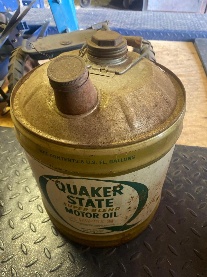 Image for Vintage 5 Gallon Quaker State Can 