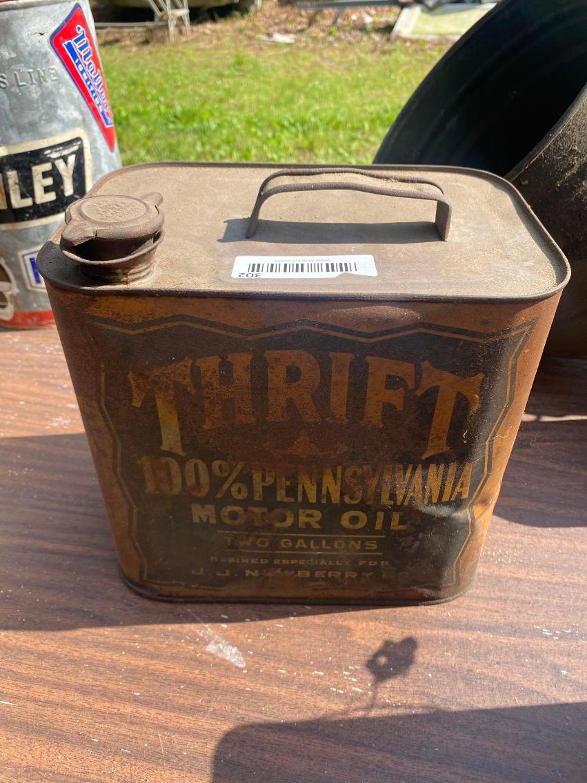 Image for J. J.  Newberry Company 100% Thrift Pennsylvania Motor Oil Can