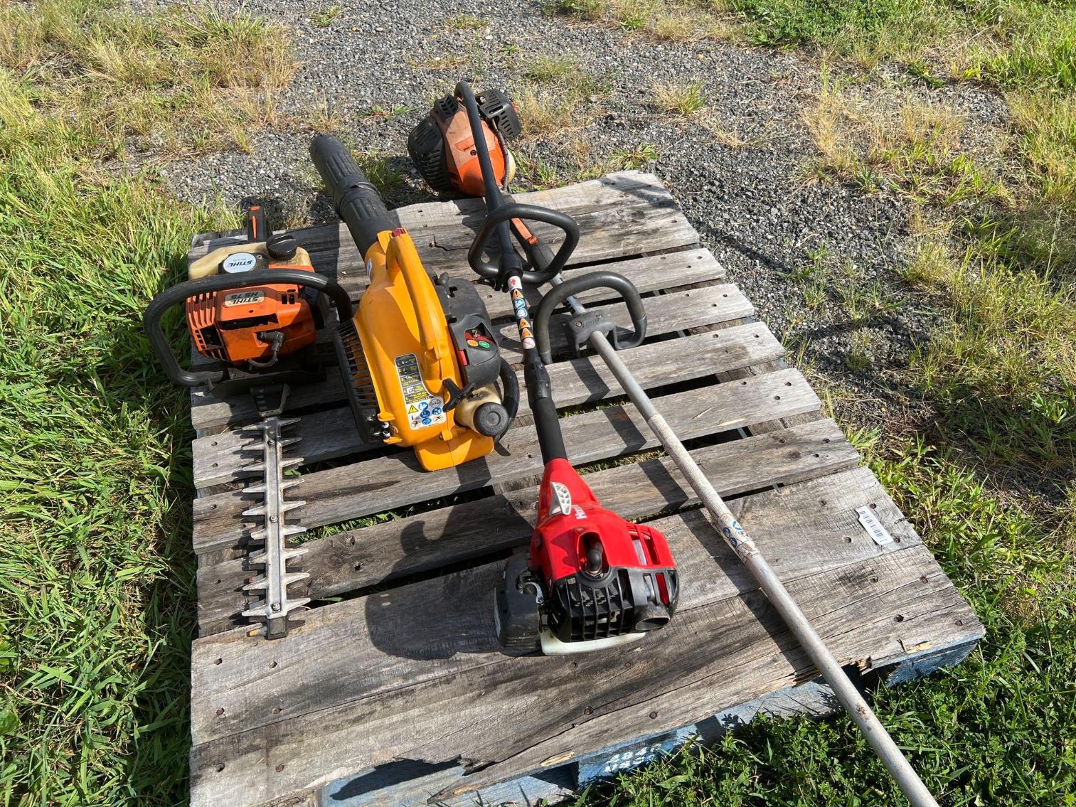 Image for Pallet- Poulan Pro Blower, Hedge Trimmer, 2 weed Eaters