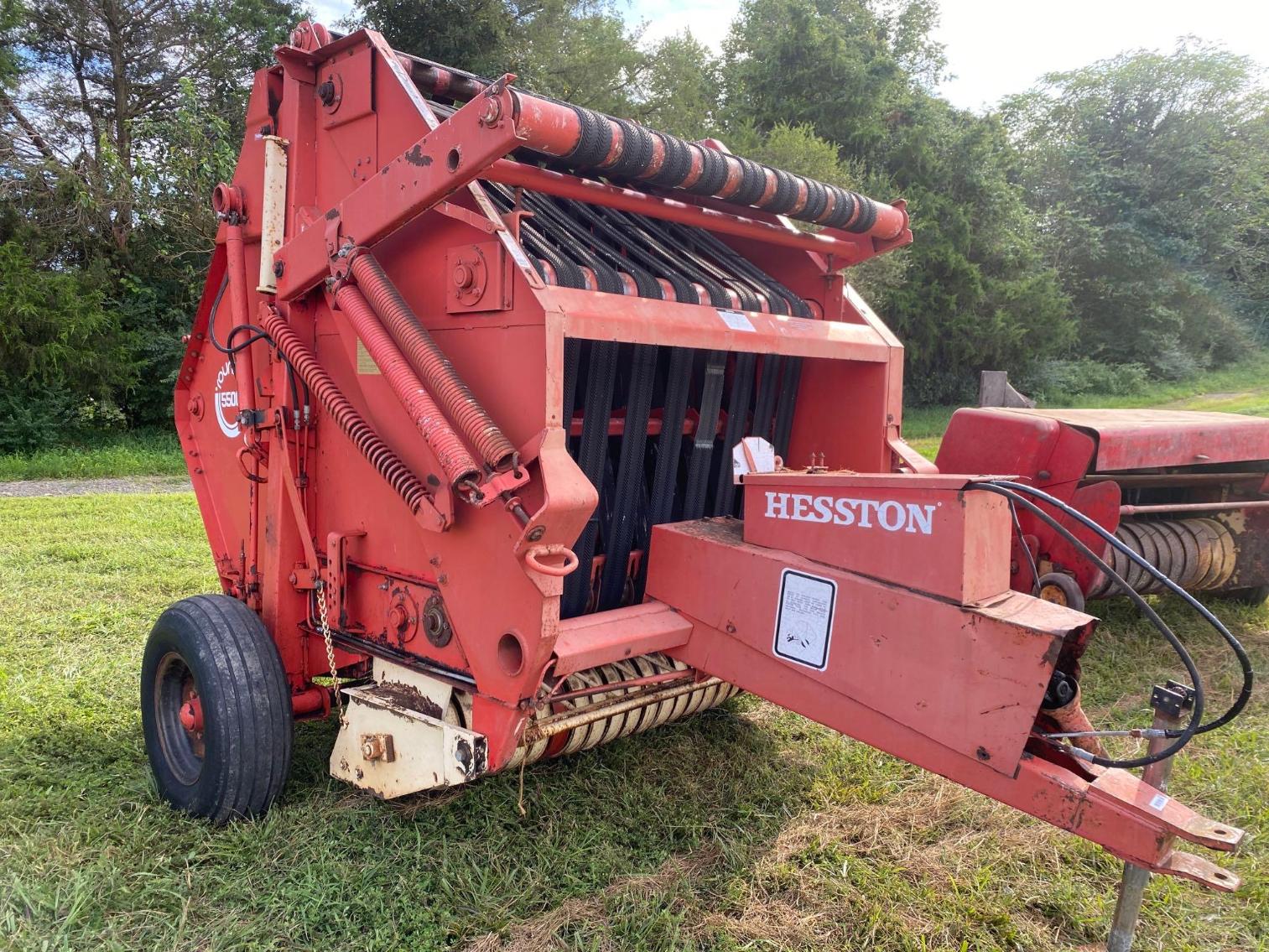 Image for Hesston 5500 Round Bale, Per seller- shed kept and ready for field