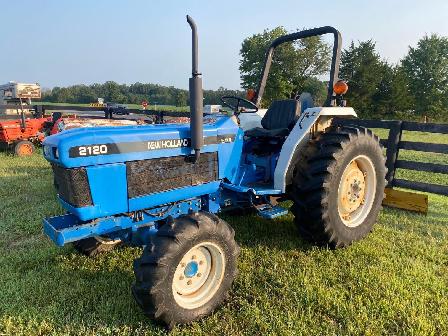 Image for New Holland HHS 2120 Tractor  4WD Hours Showing: 990 hours 