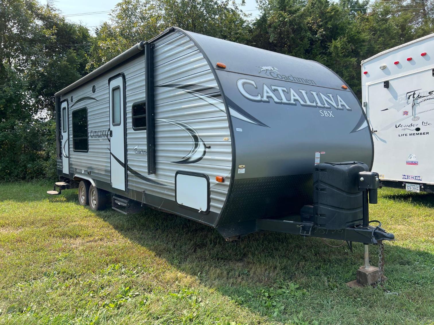 Image for 2018 Coachmen Catalina SBX, 261IKS, 1 Slide Out, TITLE WILL BE DELAYED UP TO 45 DAYS
