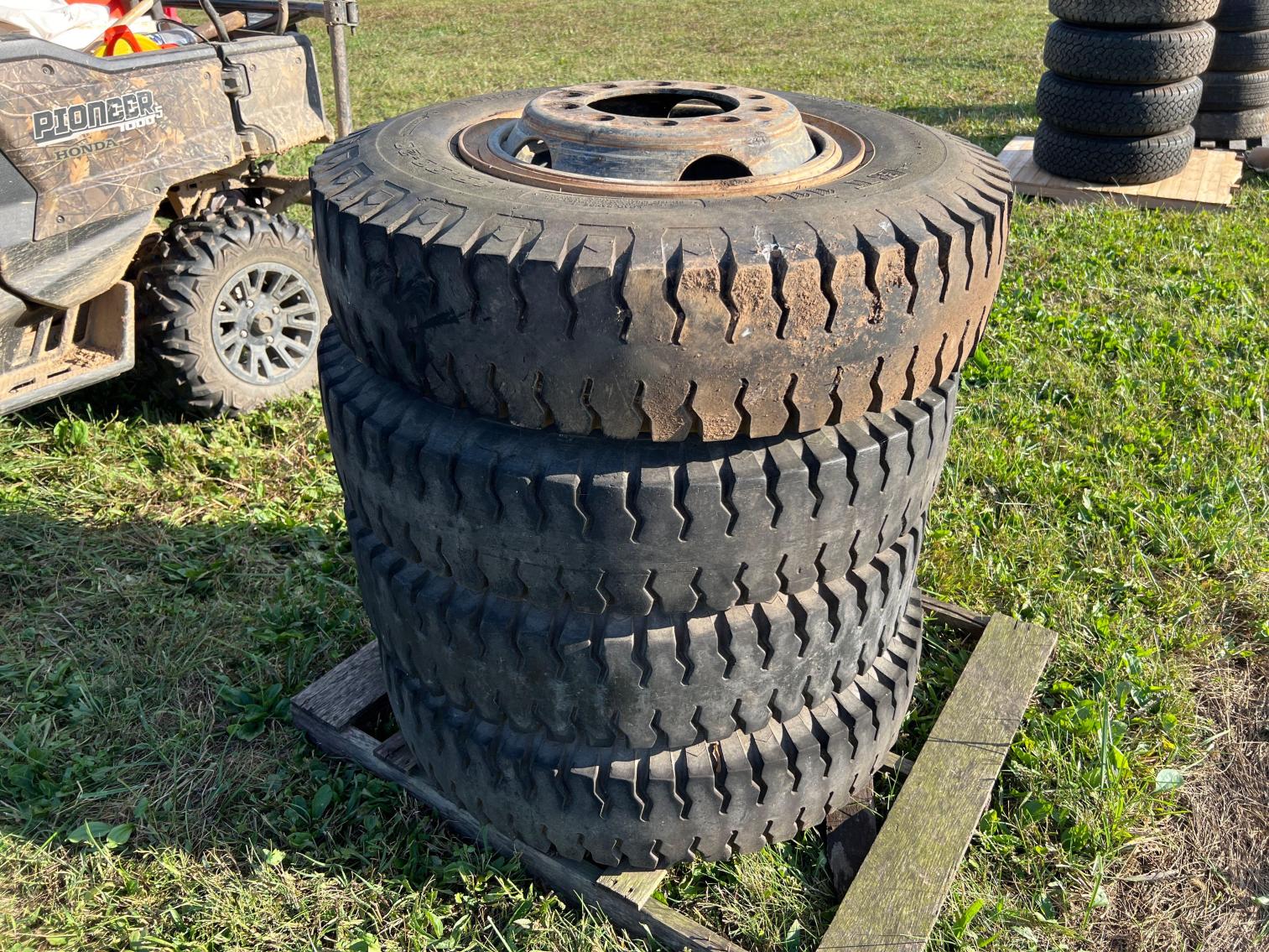 Image for Set of 4 10.00-20 Tires BT111