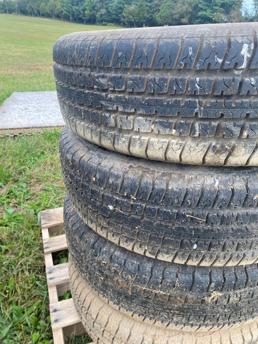 Image for 4 Trailer Tires, Carlisle size 22575R15