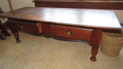 turned-leg-pine-2-drawer-occasional-table