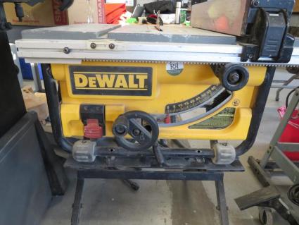 dewalt-mod-dw745-10-table-saw-on-folding-metal-stand