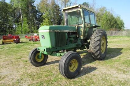 john-deere-model-4240-tractor