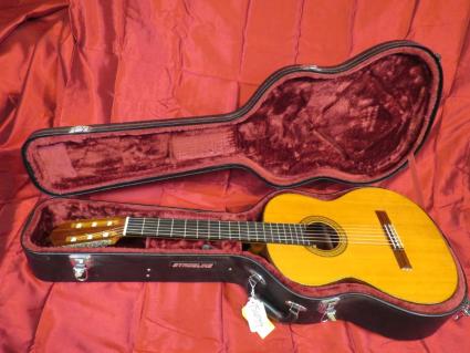 masaru-kohno-6-string-acoustic-guitar