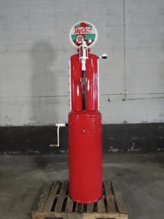 antique-gilbert-barker-texaco-sky-chief-gasoline-pump