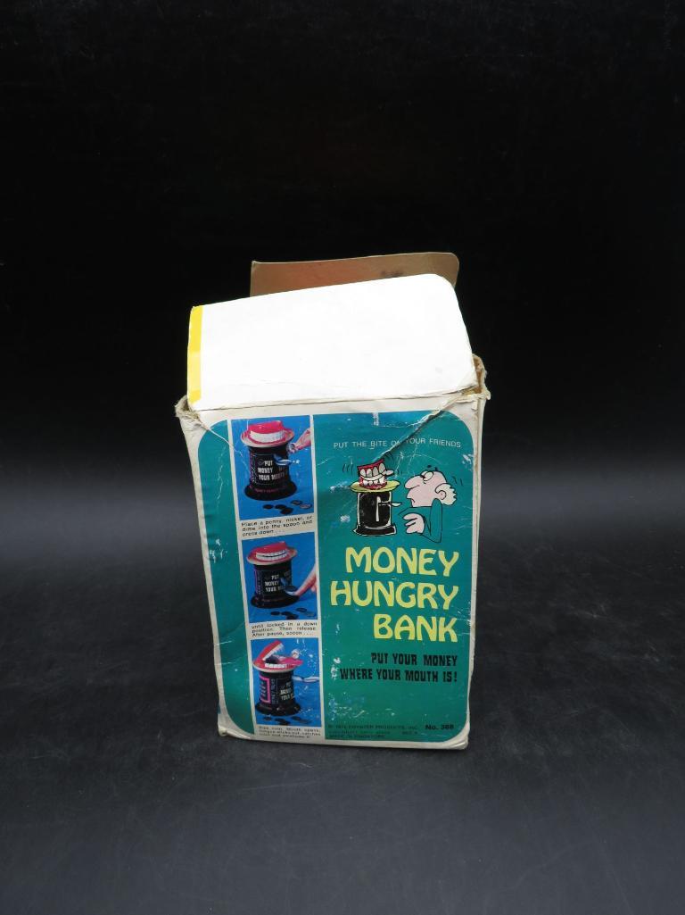 1975-money-hungry-bank-in-original-box