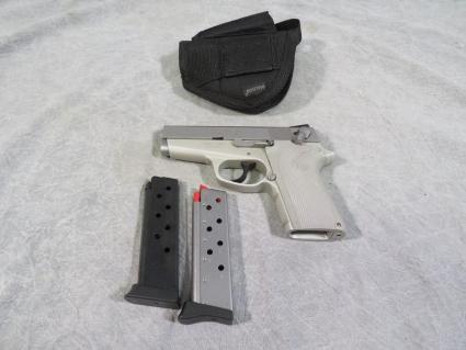 smith-wesson-model-3913-semi-automatic-pistol