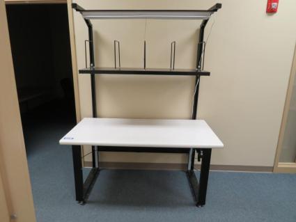 adjustable-height-shipping-bench
