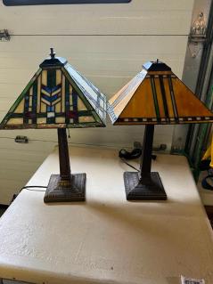 2-table-lamps-with-leaded-glass-shades