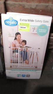 2-regalo-extra-wide-safety-gates