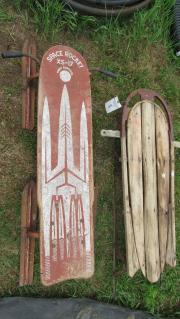 2-antique-runner-sleds