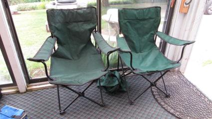 2-canvas-folding-camp-chairs