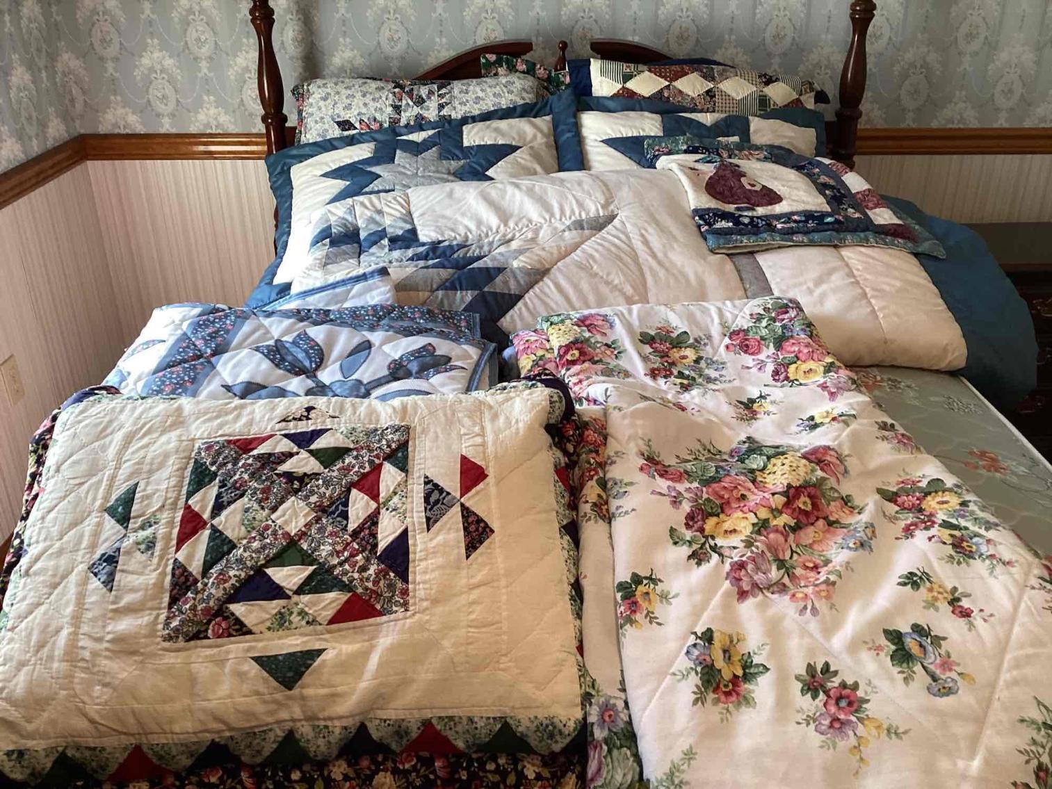 Image for Collection of Quilts and Shams