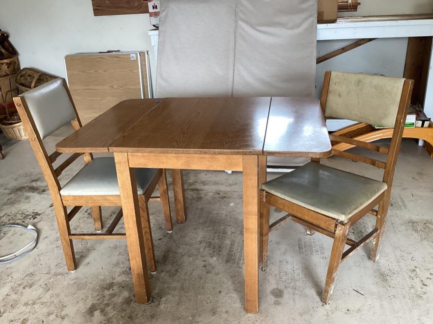 Image for Small Dining Table w/ 2 Chairs