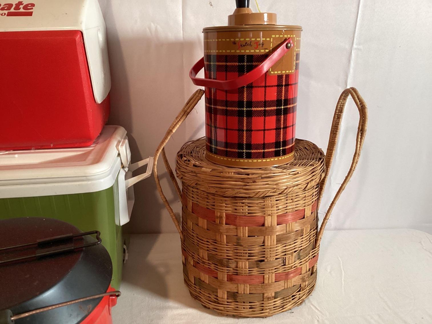 Image for Vintage Picnic Items