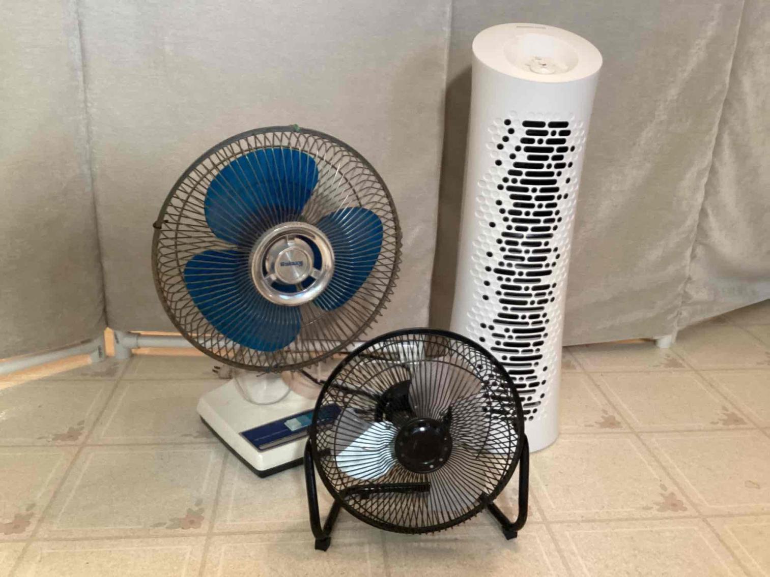 Image for Lot of 3 Fans