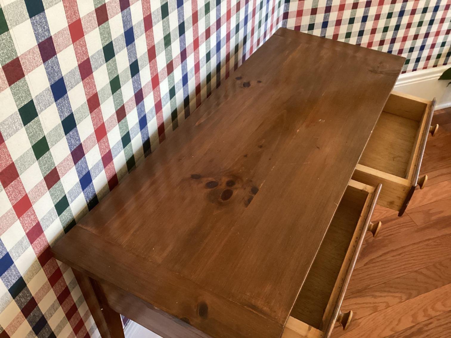 Image for Pine Table