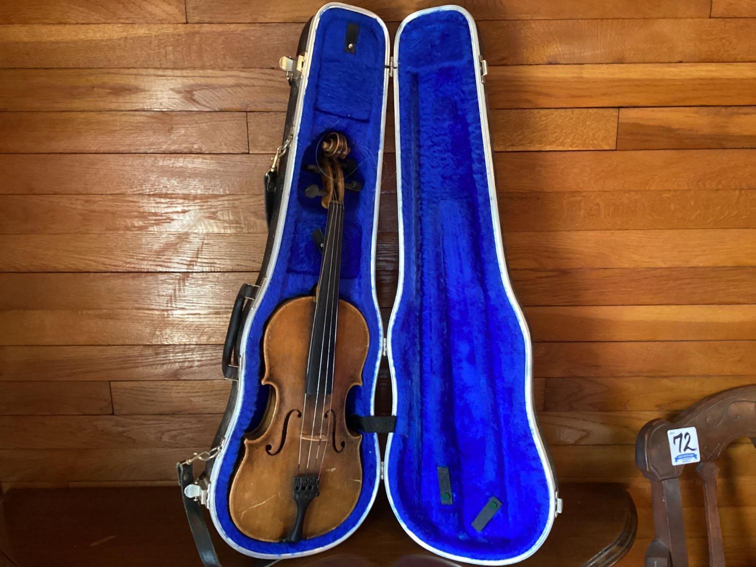 Image for William Lewis and Sons Violin in Case