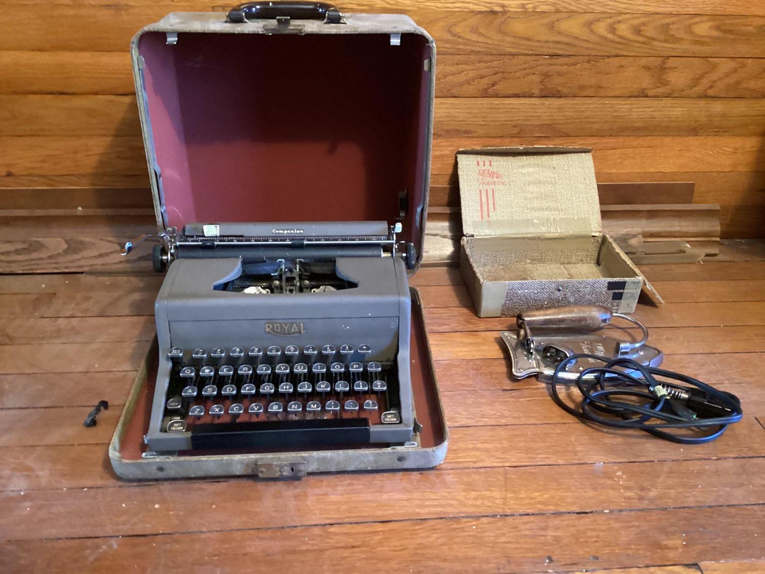 Image for Royal Typewriter