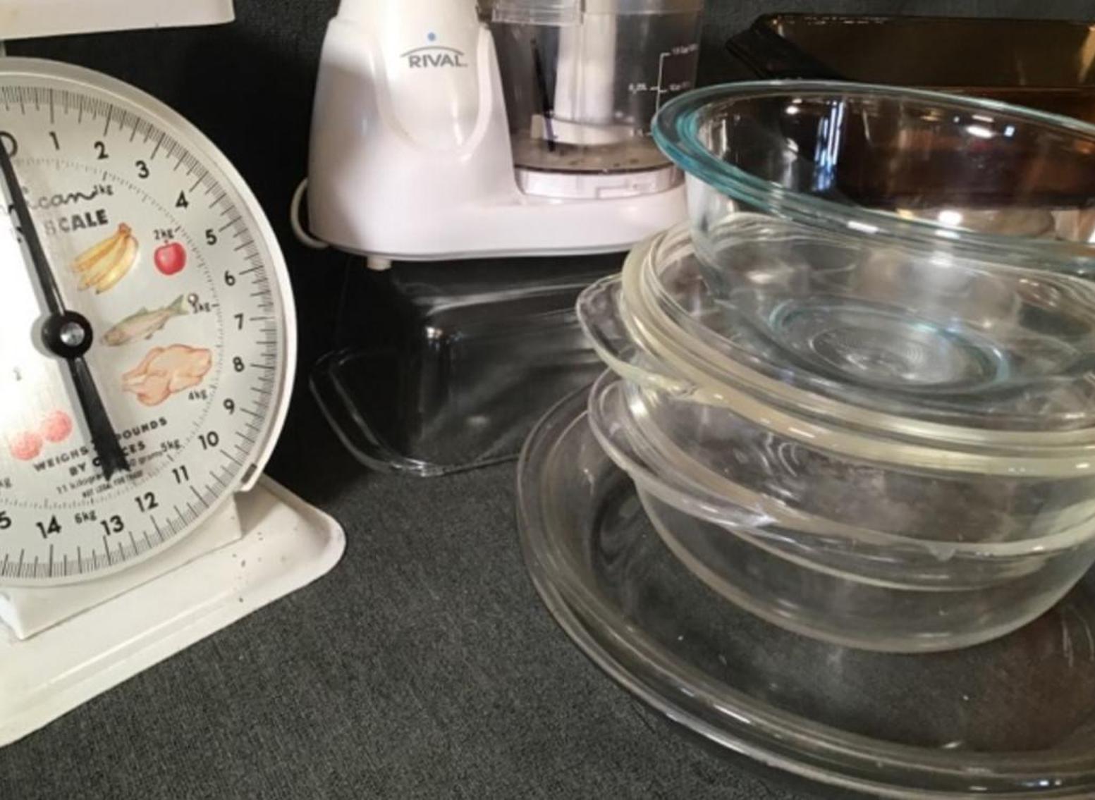 Image for Kitchen Scale And Bakeware