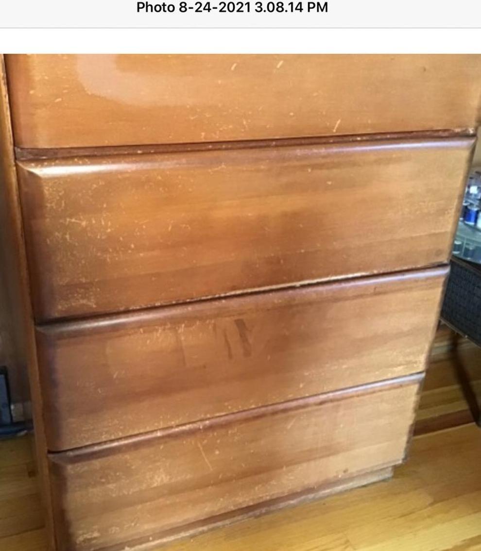 Image for Mid Century Modern Chest Of Drawers